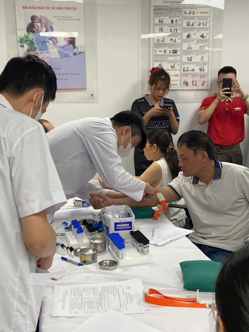 Khám sức khỏe 6